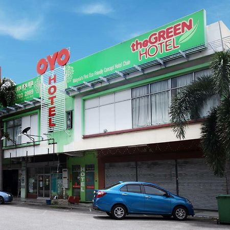 Oyo 479 The Green Hotel Ampang  Exterior photo