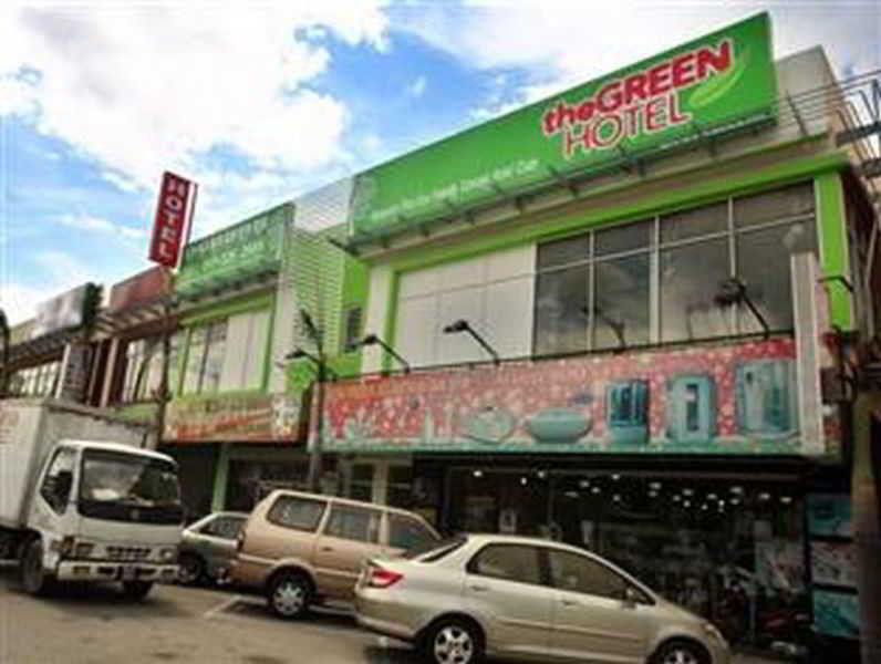 Oyo 479 The Green Hotel Ampang  Exterior photo